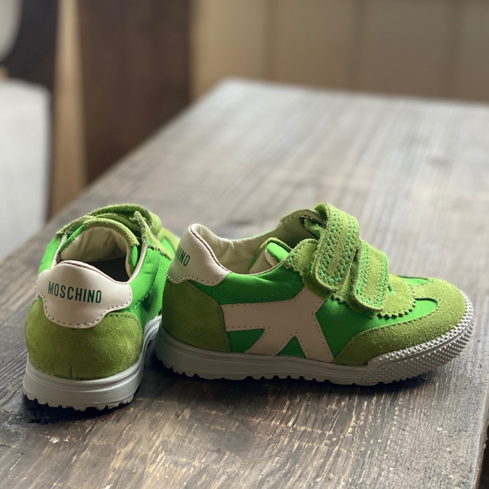 Moschino kids shoes